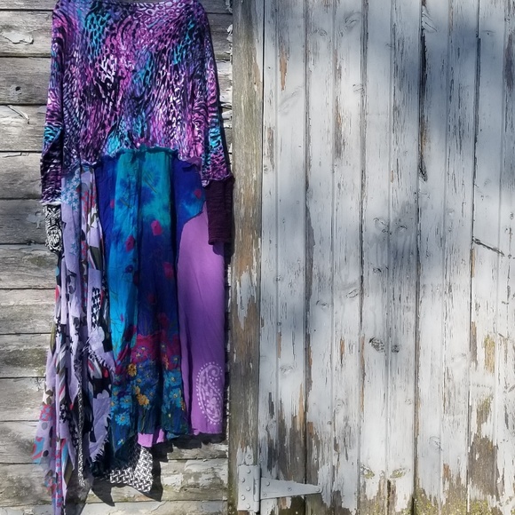 Boho Lightweight Abstract Vneck sweater coat - Picture 3 of 4